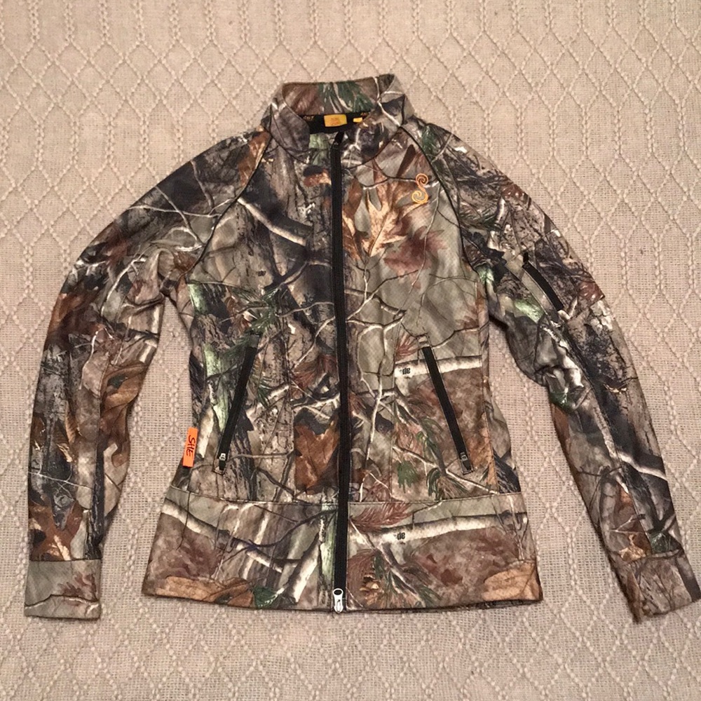 SHE Brand camo jacket WARM size S